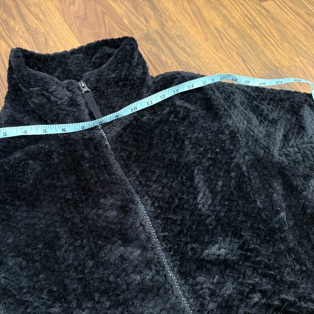 Free 2 B Women’s Black Fuzzy Velour Zip-Up Jacket | Size Large - Picture 7 of 11